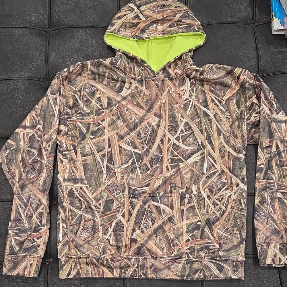 Mossy Oak Camouflage Hoodie with Neon Green Lining